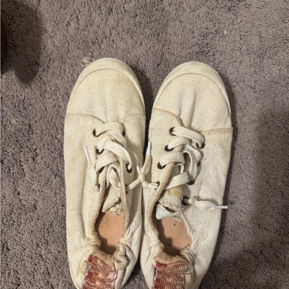 Tommy Bahama Cream Canvas Sneakers